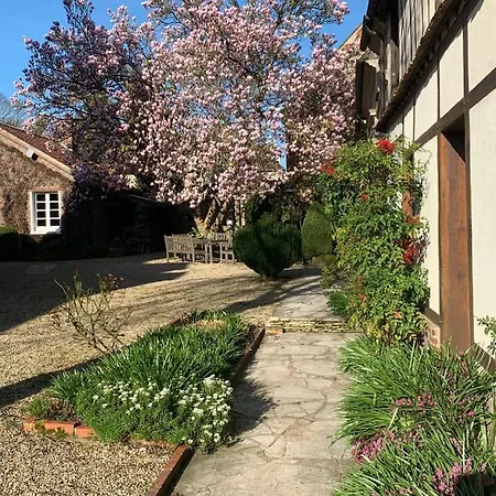 Le Puits D'angle Bed & Breakfast 3*