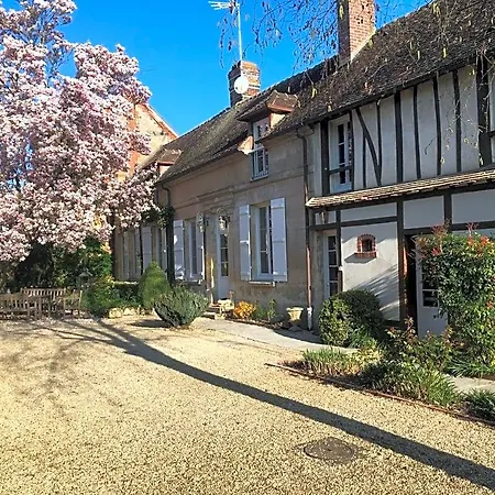 Le Puits D'angle Bed & Breakfast