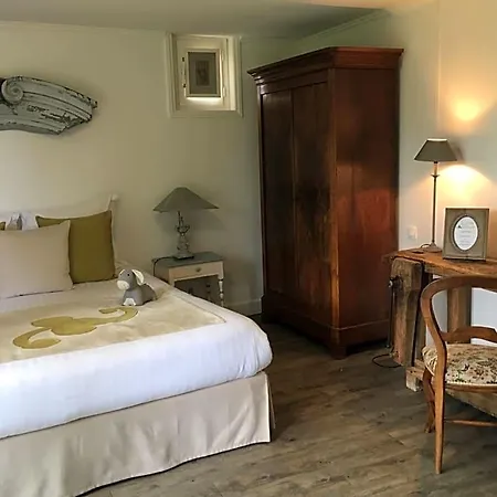 Le Puits D'angle Bed & Breakfast Thibivillers