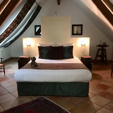 Le Puits D'angle Bed & Breakfast