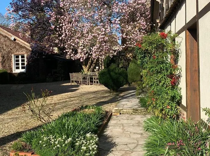 Le Puits D'angle Couette-café 3*